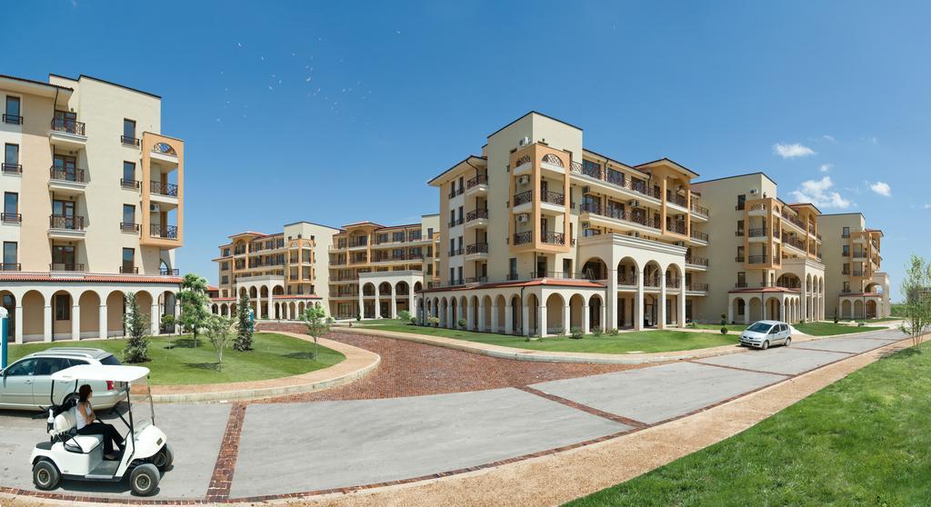 Lighthouse Apartments And Villas Baltschik Exterior foto