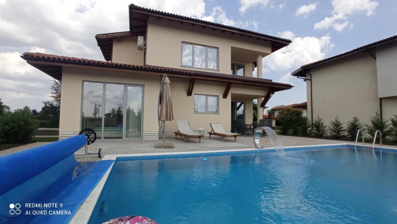 Lighthouse Apartments And Villas Baltschik Exterior foto
